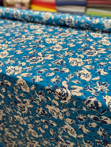 Kiss from a Rose 100% Silk, Jacquard Blue