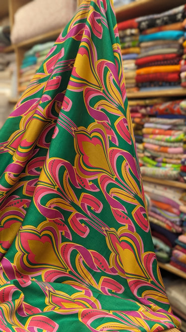 Arabia Fleur de Lys, 100% Viscose, Sateen